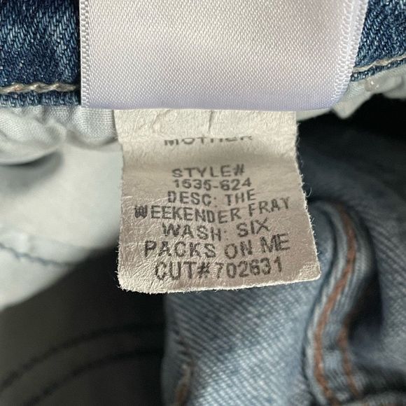 MOTHER The Weekender Fray Mid Rise Flare Blue Jeans, women's size 24 - Picture 10 of 12